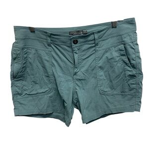 Prana women’s nylon shorts green size 14 hiking